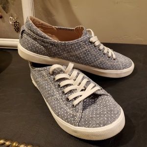 Roxy Sneakers 8.5